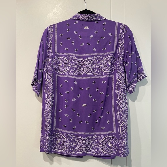 Melody Ehsani Staycation Bandana Print Short Sleeve Button-Up Top - Picture 3 of 9